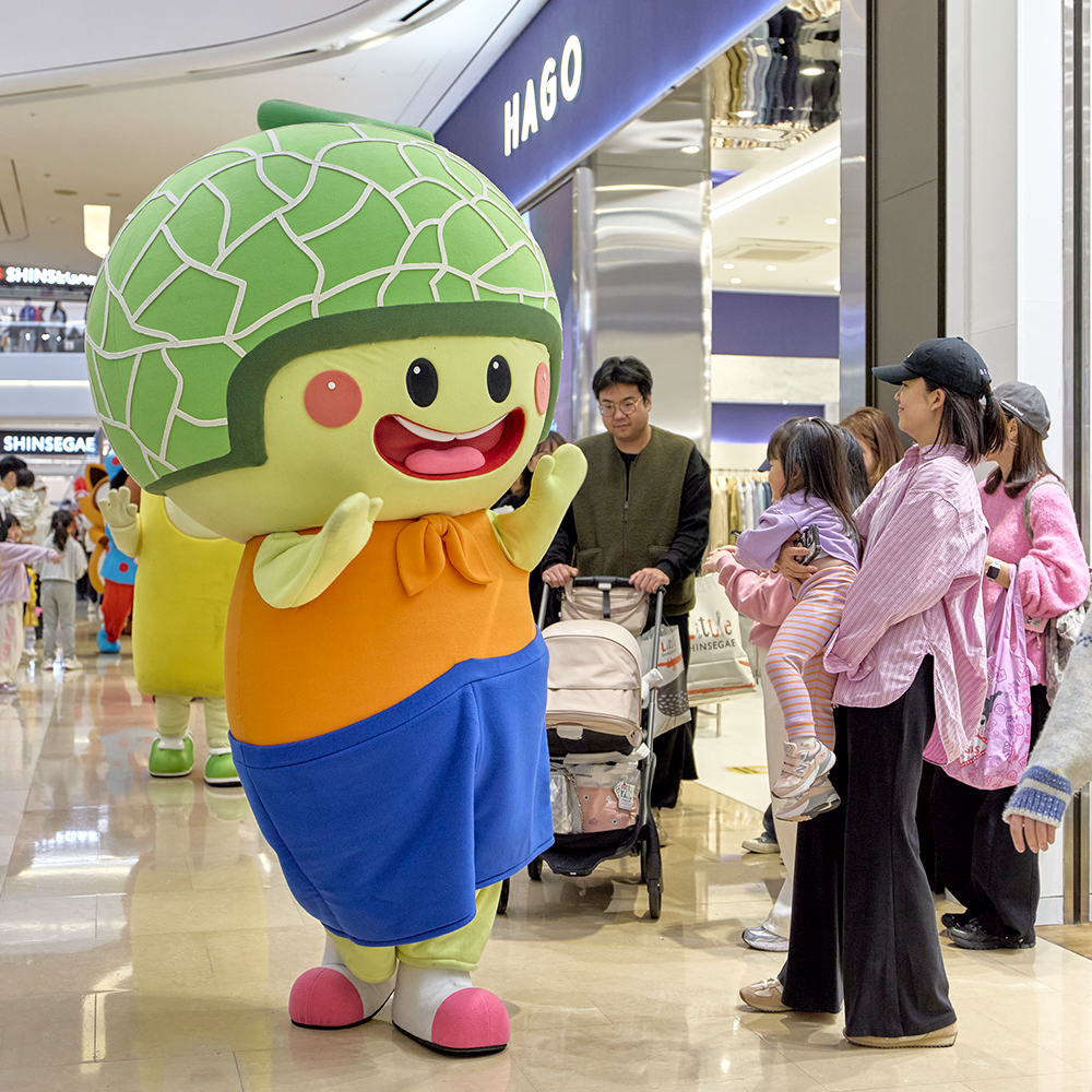 2025 쓱데이: 캐릭터 퍼레이드 image 1